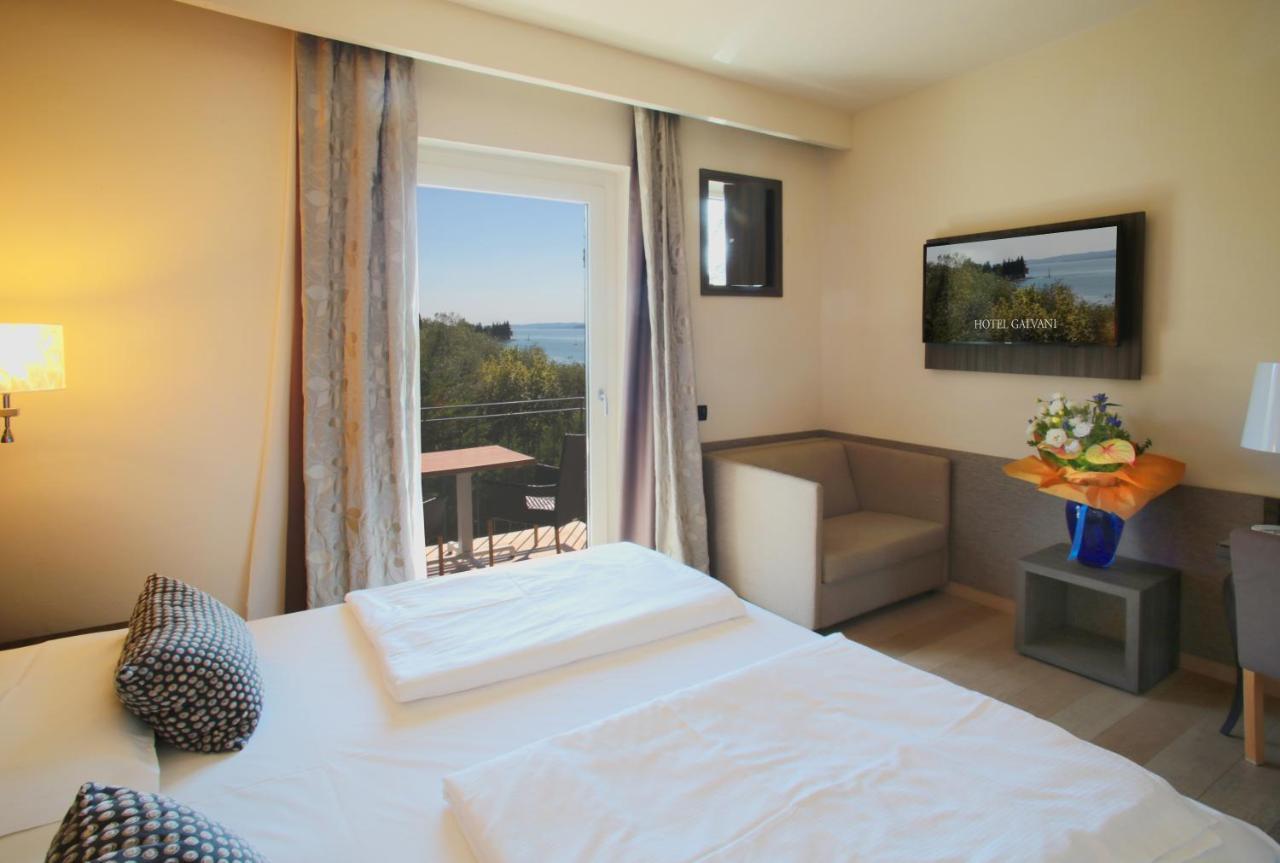 Hotel Galvani Torri Del Benaco Eksteriør billede