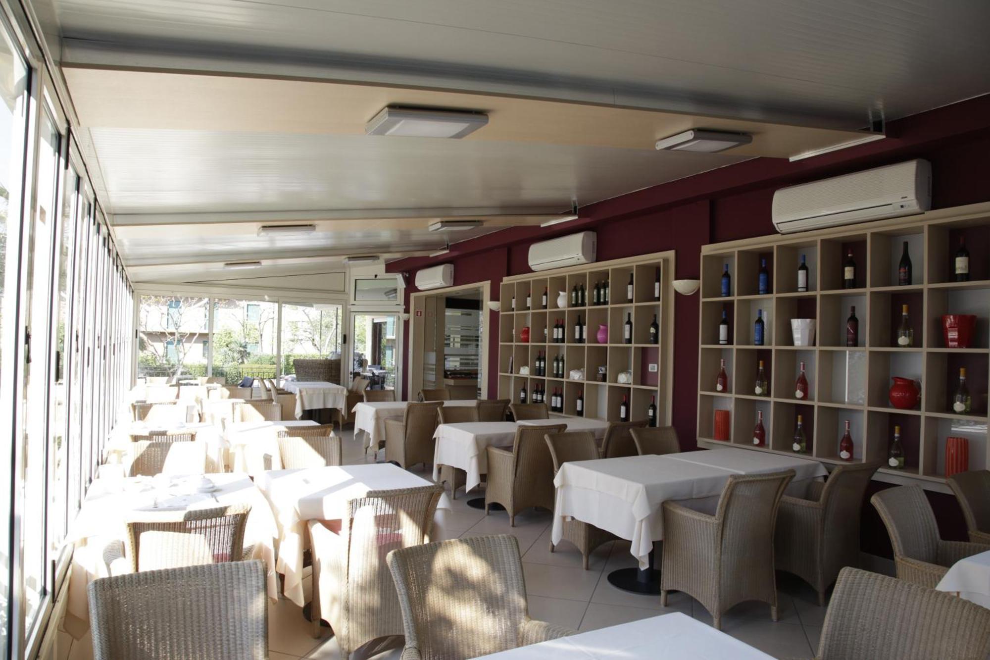 Hotel Galvani Torri Del Benaco Eksteriør billede